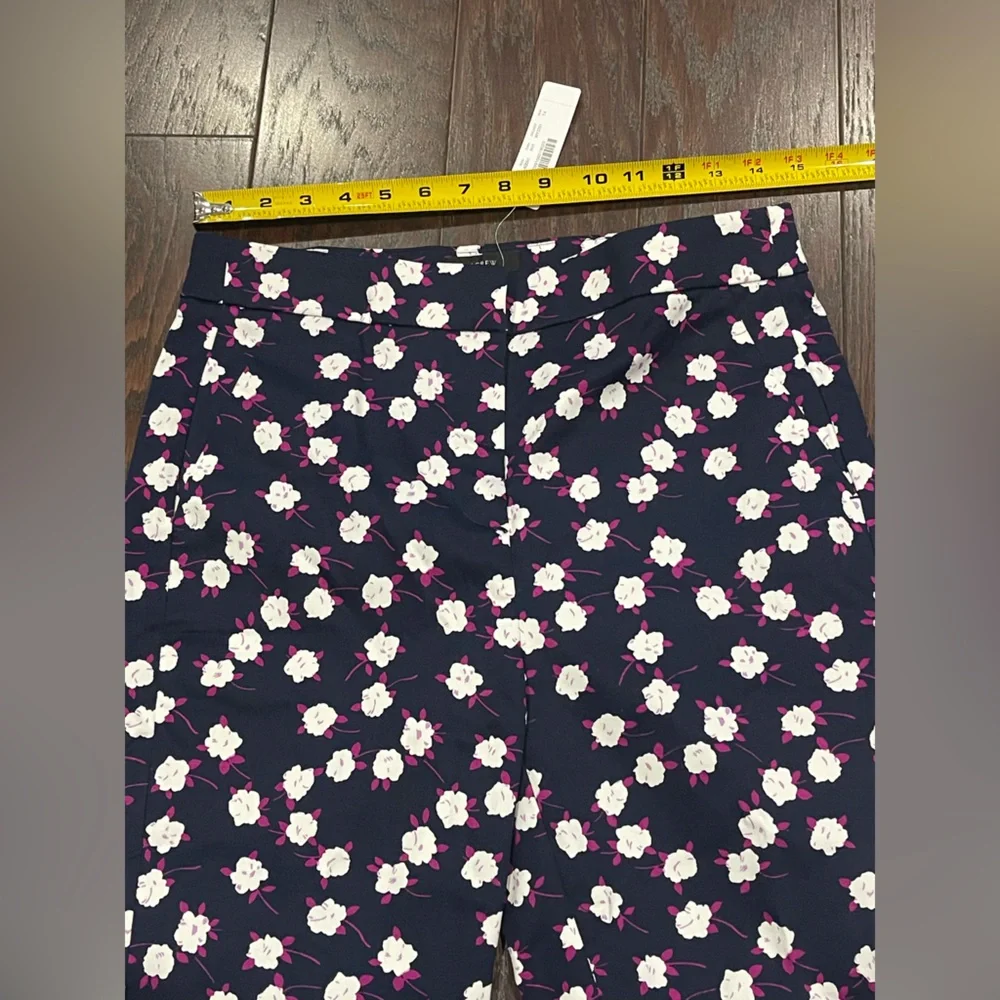 J. Crew Hayden Kickout Crop Blue Purple Floral Pants Size 4 tall NEW
